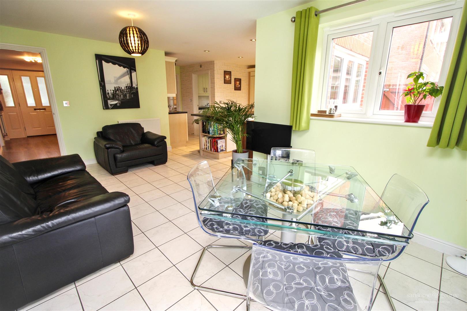 Clarendon Rise, Tilehurst, Reading